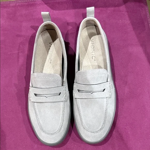 NWOT Vionic Grey Uptown Suede Leather Penny Loafers Size 7.5 - Picture 2 of 10